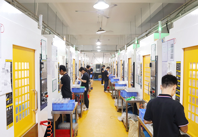 Custom CNC Machined Parts Real-Time Transparent Sharing