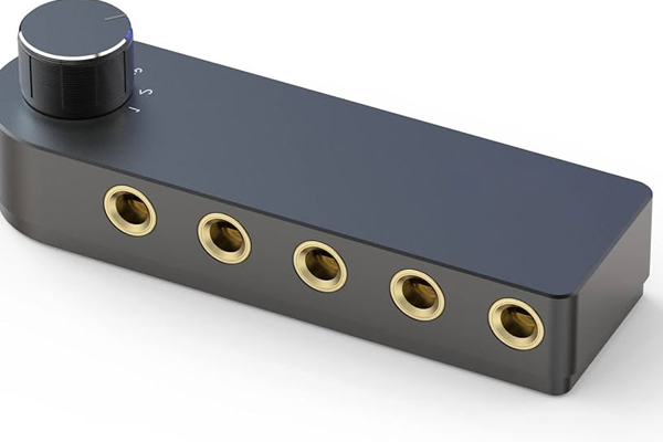 Custom CNC Aluminum Audio Adapter Box Housing Machining Parts